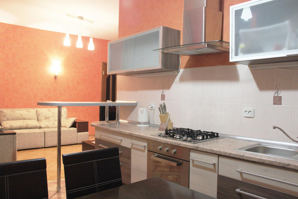 Apartments City Center Харков Стая снимка