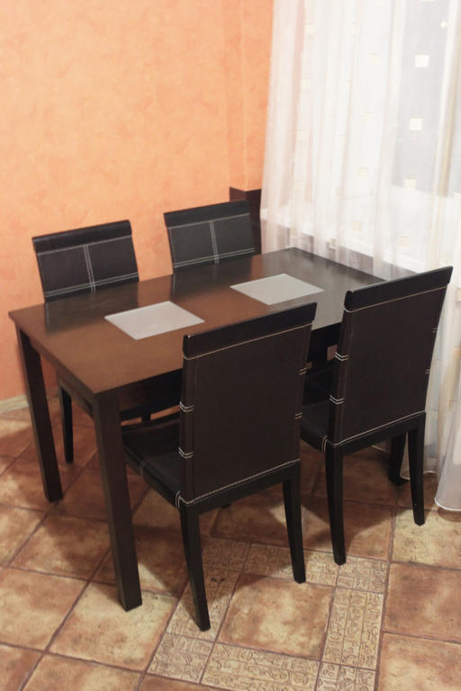 Apartments City Center Харков Стая снимка