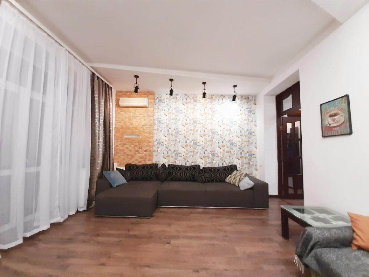 Apartments City Center Харков Екстериор снимка